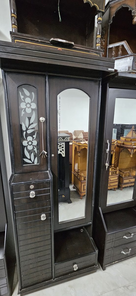Dressing Tables at Kamlesh Furniture Mart Rewa - design 1